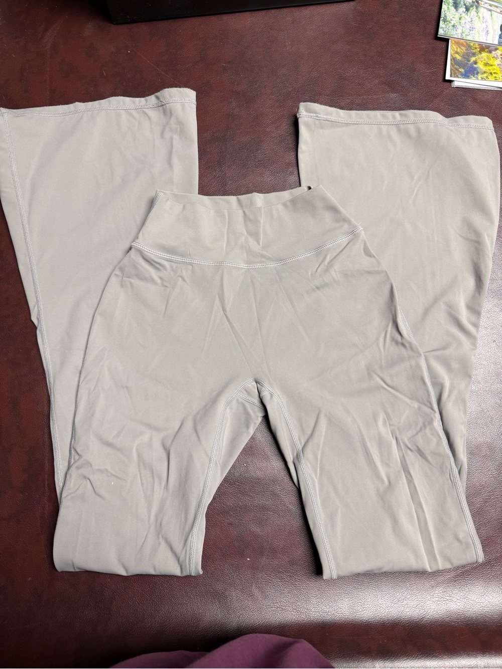 YoungLA High-Rise Wide-Leg Leggings in Light Gray